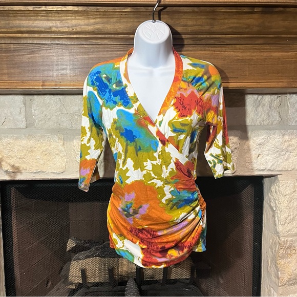 Cabi Style 309 multi color print Faux wrap Blouse - Picture 5 of 10